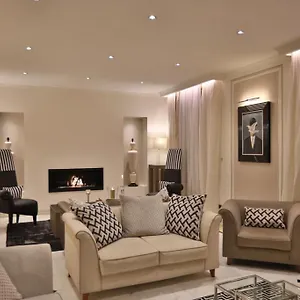 4* Hotell Jolanda
